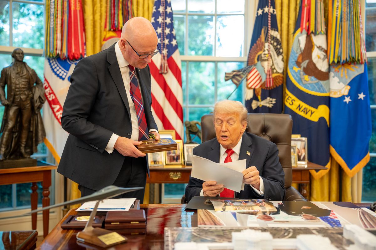 John Swinney with Donald Trump in the Oval Office