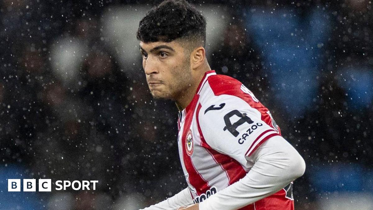 Yunus Konak in action during the Carabao Cup Quarter Final match between Manchester City and Brentford at the Etihad Stadium