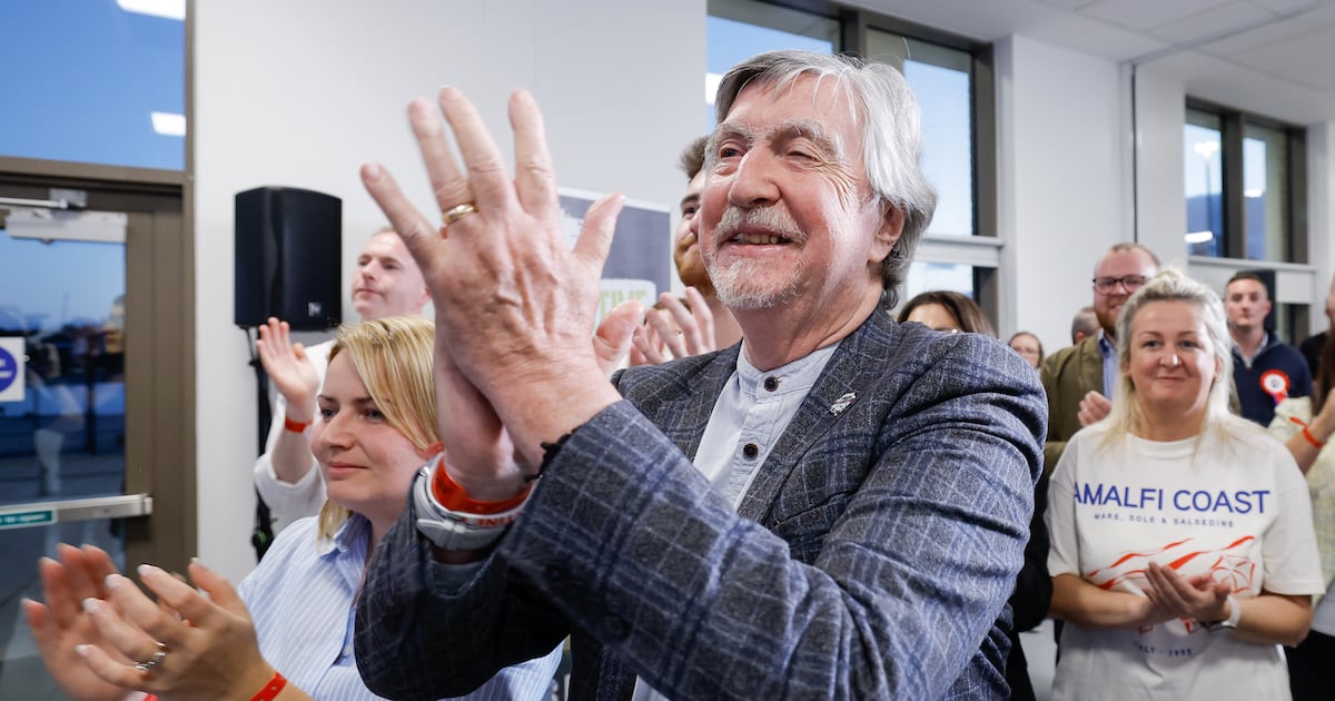 Mickey Brady tributes paid as former Sinn Féin MP remembered as ‘a giant of the community’ – The Irish News