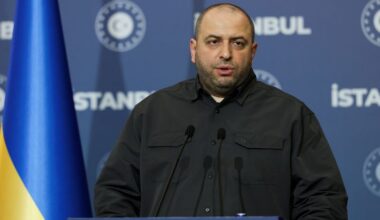 Top Ukrainian negotiator says talks with US to continue in Davos