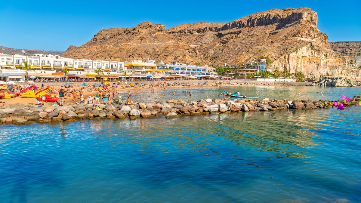 Tenerife, Spain’s Sunniest Winter Destination with 21°C Weather Awaits – Only 5 Hours from the UK!