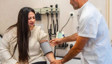 Cardiologist lists daily habits that may be damaging your heart health