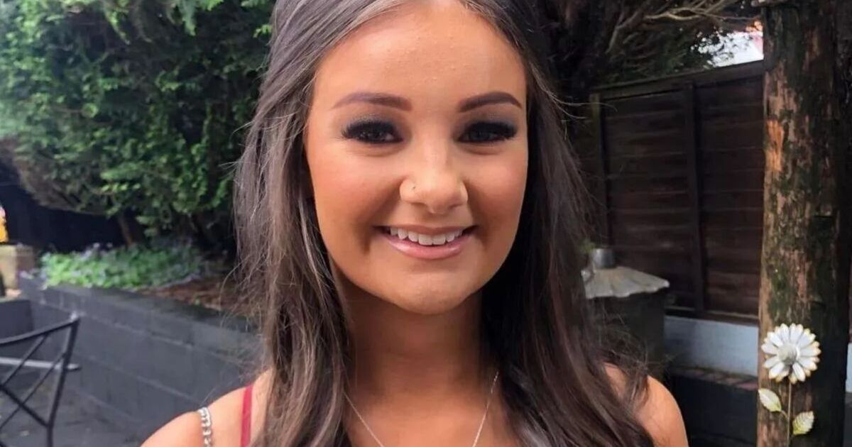 Girl ,19, dies after headache from what she thought was 'typical hangover' | UK | News