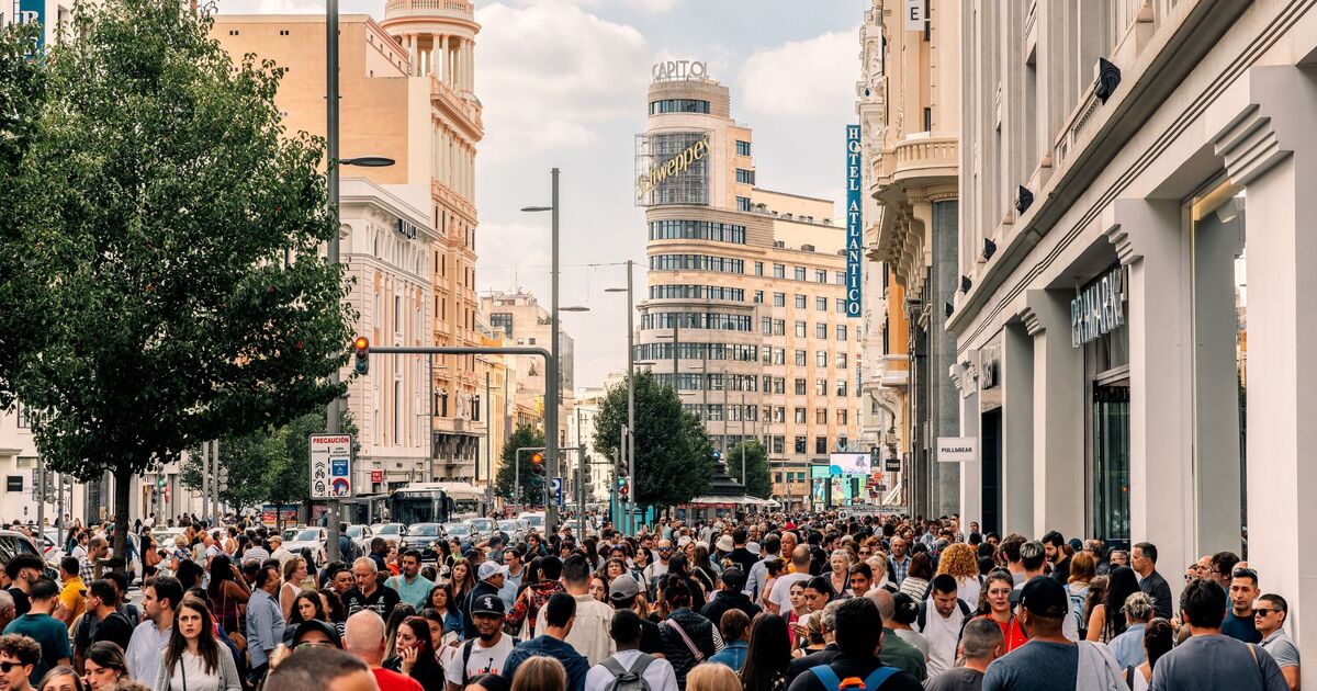 Brits abandoning UK for European country - ‘citizenship up 840%’ | World | News