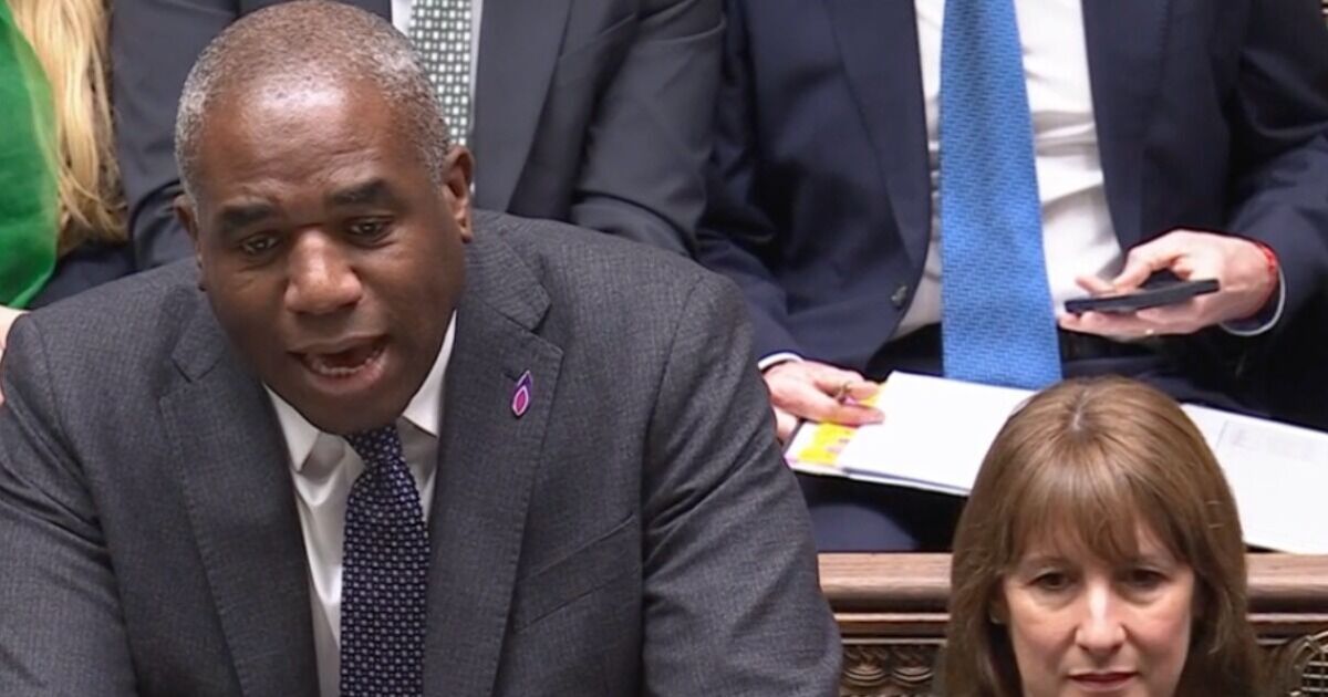 PMQs LIVE: Rachel Reeves skewered in row over pubs - 'too little too late' - Daily Express