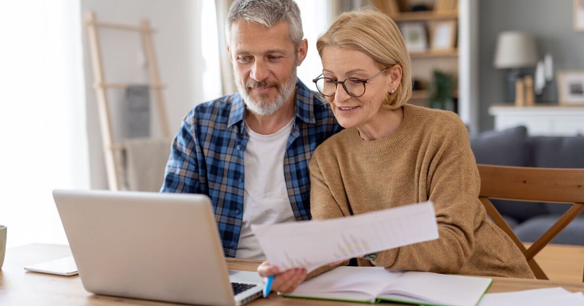 HMRC paying pensioners £3,300 | Personal Finance | Finance