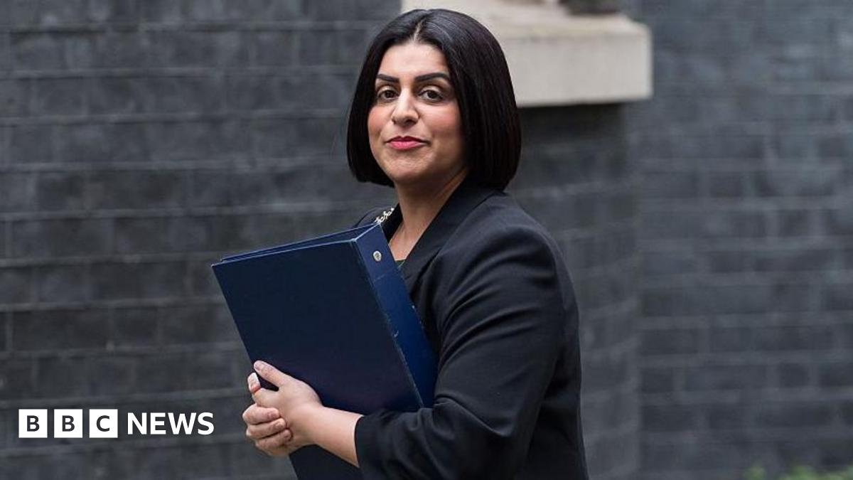 Home secretary says she does not have confidence in West Midlands police boss after Israeli fan ban