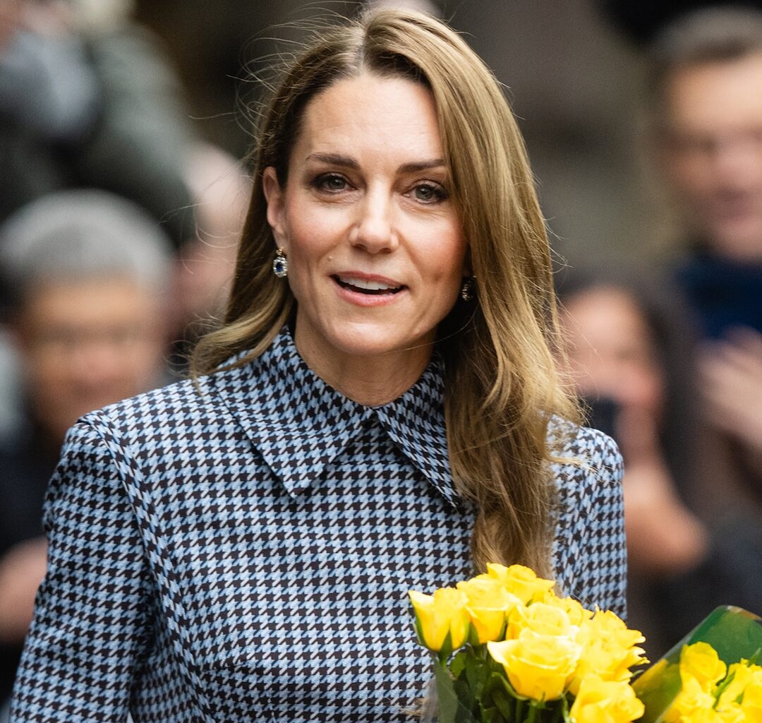 Kate Middleton Reacts to Royal Fan's Chair Breaking