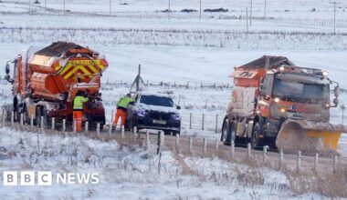 Schools to stay shut as new amber snow alerts issued