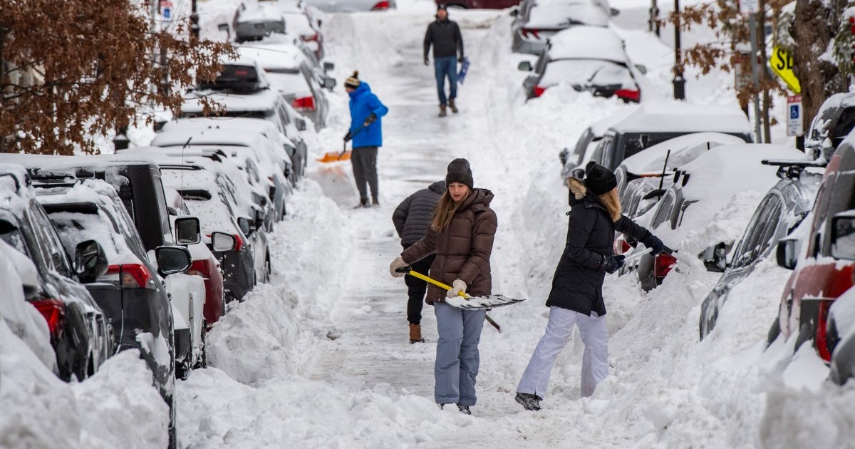 At least 30 dead as severe winter storm coats US in snow and ice | Weather News