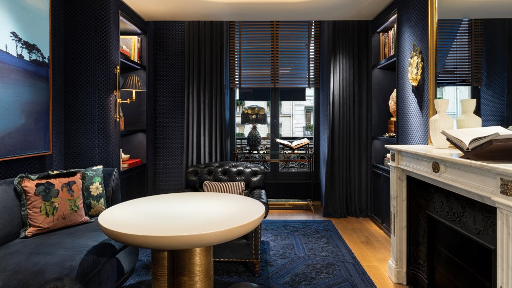 De Beers London Paris flagship