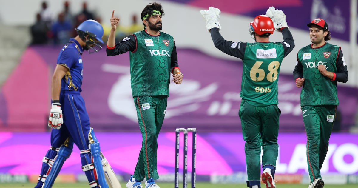 ILT20 final: Pakistan spinner Usman Tariq defends bowling action in chucking row