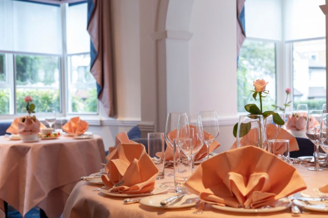 Oslo Court Restaurant Regents Park London