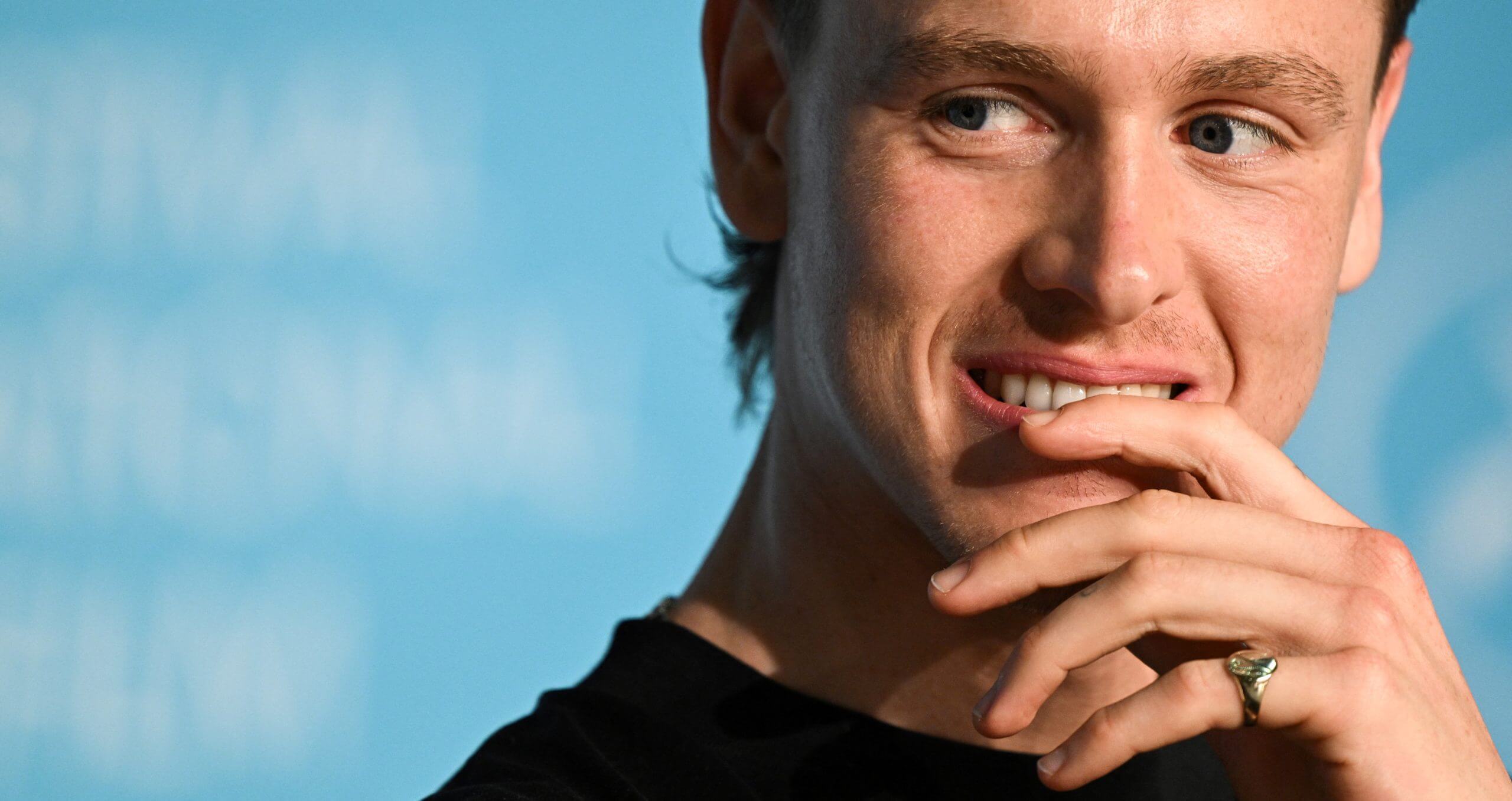 Actor Harris Dickinson