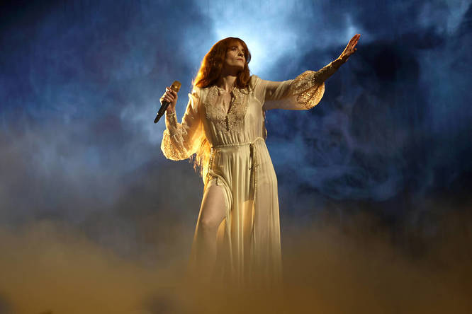 Florence + The Machine live at the 2022 Billboard Awards