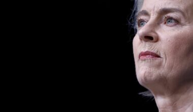 Von der Leyen condemns violent crackdown on Iranian protesters  – POLITICO