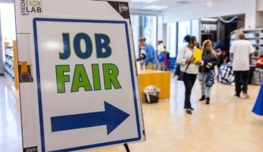 Investors Watching Venezuela Developments, Awaiting Jobs Report, Other Economic Data, Earnings Reports