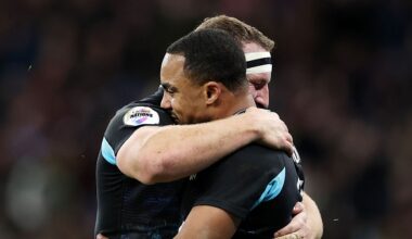 Bath secure two England stars, Saracens set to lose another