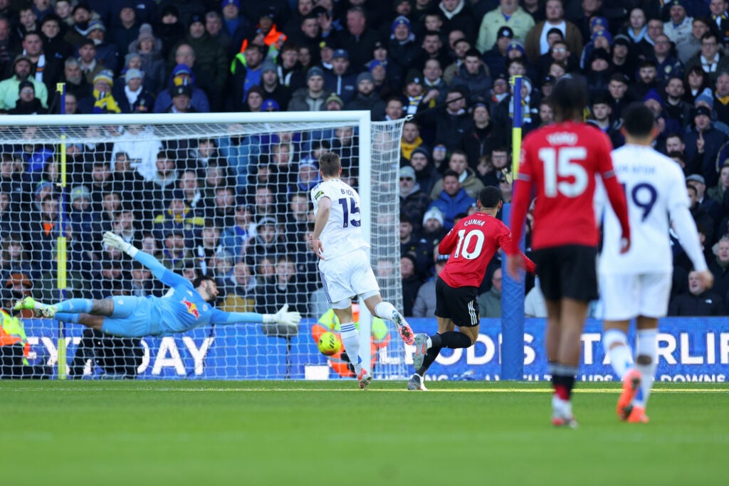 Matheus Cunha shooting vs Leeds.