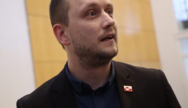 Greenland PM sets out ‘red lines’ for talks with Washington – POLITICO