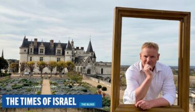 The Blogs: While France's Loire Frames Its Châteaux | Motti Verses