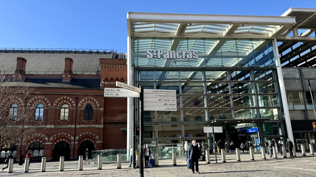 A person has been hit by a train - Nottingham London St Pancras service affected