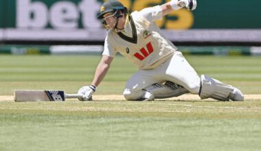 Steve Smith bats away retirement talk as he keeps England guessing