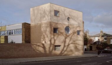 NIKJOO completes ‘playful’ curved infill scheme in north London