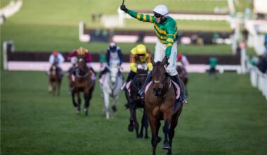 Inothewayurthinkin wins the Cheltenham Gold Cup