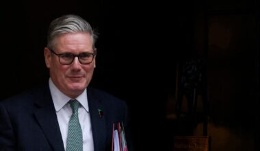 Britain should seek closer alignment with EU single market, Starmer says