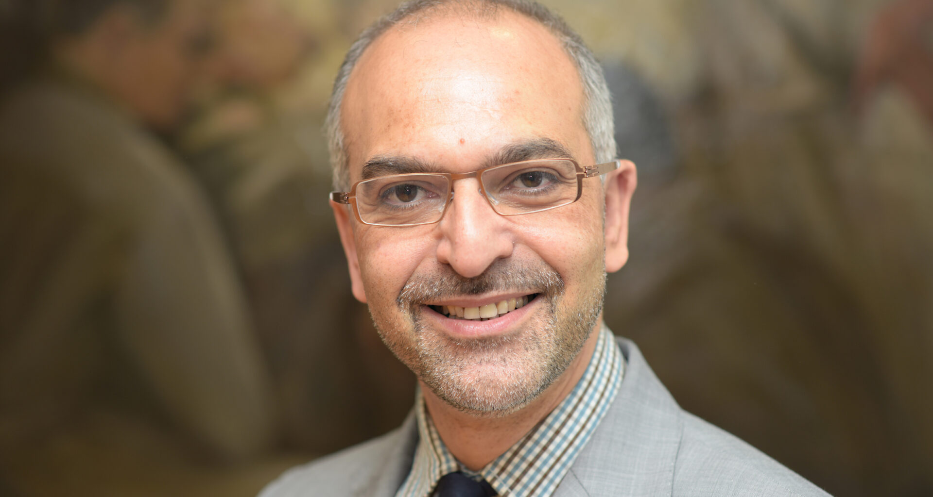 Moroccan Cancer Expert Jalid Sehouli To Receive Germany’s Highest Award Moroccan Cancer Expert Jalid Sehouli To Receive Germany’s Highest Award