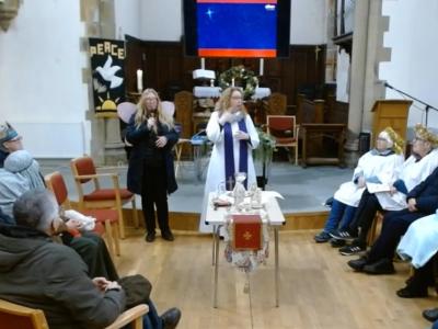 Deaf Ministry Team help people enjoy Christmas