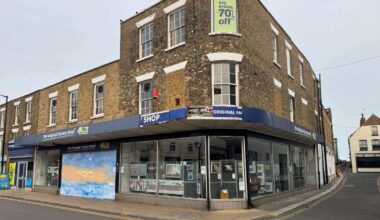 Pop-up art gallery set up at ‘eyesore’ former The Original Factory Shop in Deal as long-term future remains undecided