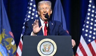 Trump live updates: President claims he’s ‘defeated’ inflation and boasts about seizing Venezuela’s oil in Detroit economic speech