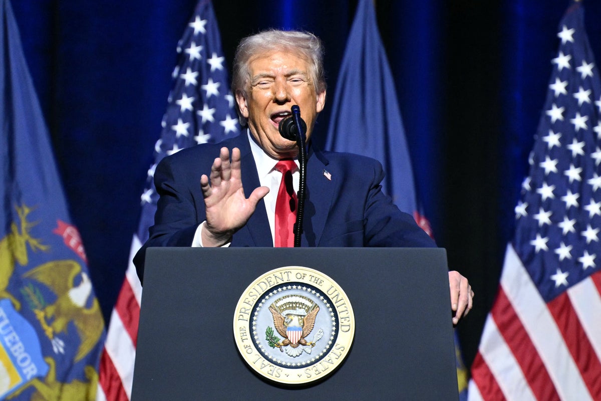 Trump live updates: President claims he’s ‘defeated’ inflation and boasts about seizing Venezuela’s oil in Detroit economic speech