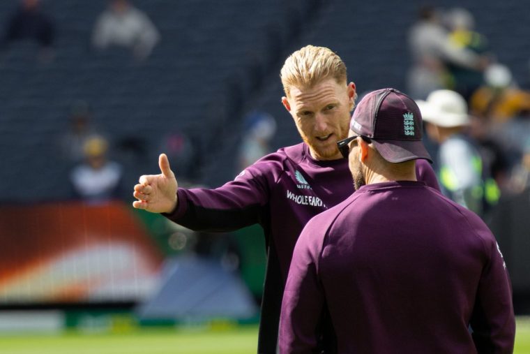 MELBOURNE, AUSTRALIA - DECEMBER 26: Ben Stokes and Head Coach of England Brendon McCullum are seen having a chat before the start of play on day one of the Fourth Test Match in the 2025/26 Ashes Series between Australia and England at Melbourne Cricket Ground on December 26, 2025 in Melbourne, Australia. (Photo by Santanu Banik/MB Media/Getty Images)