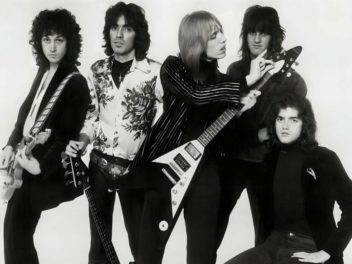 Tom Petty and The Heartbreakers - 1977 - Far Out Magazine