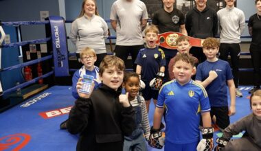 Josh Warrington drops in on Healthy Holidays session