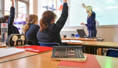 Teachers in Northern Ireland welcome ‘fair outcome’ after 4% pay rise – The Irish News