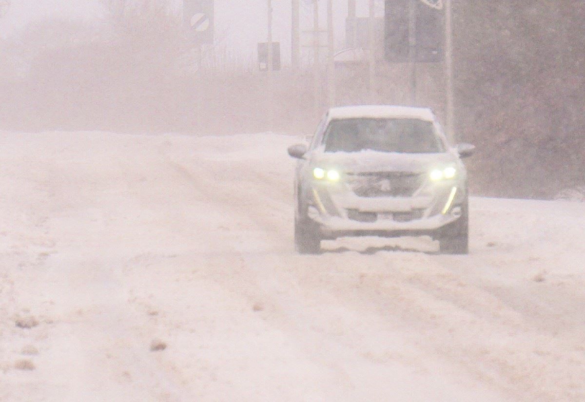 Highland Police Scotland officers urge Badenoch and Strathspey motorists not to drive amid ongoing snow and drift disruption