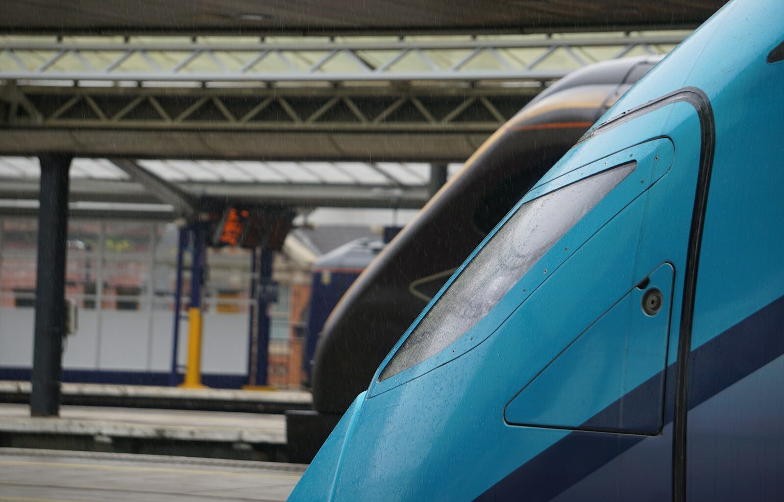 Definitely not HS2: new Manchester-Birmingham rail route proposed, again