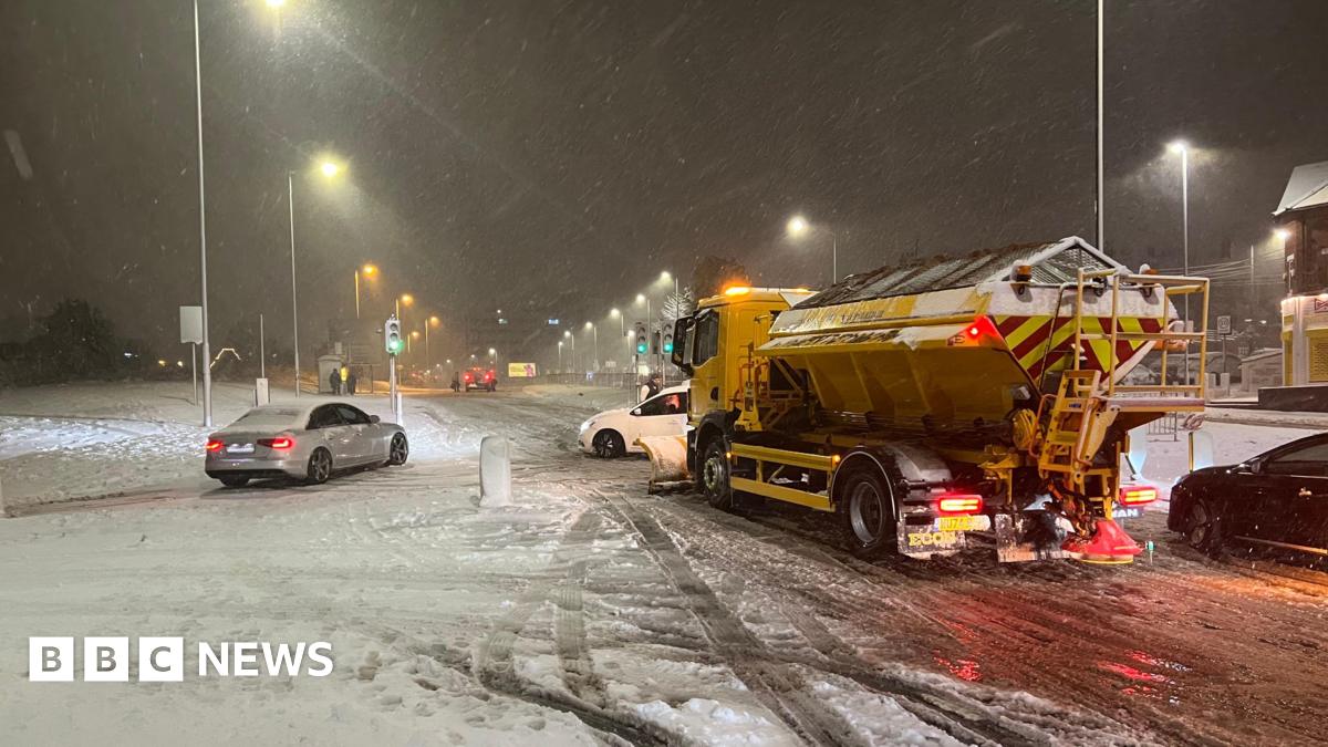 Storm Goretti live: Tens of thousands left without power as travel disruption expected across UK