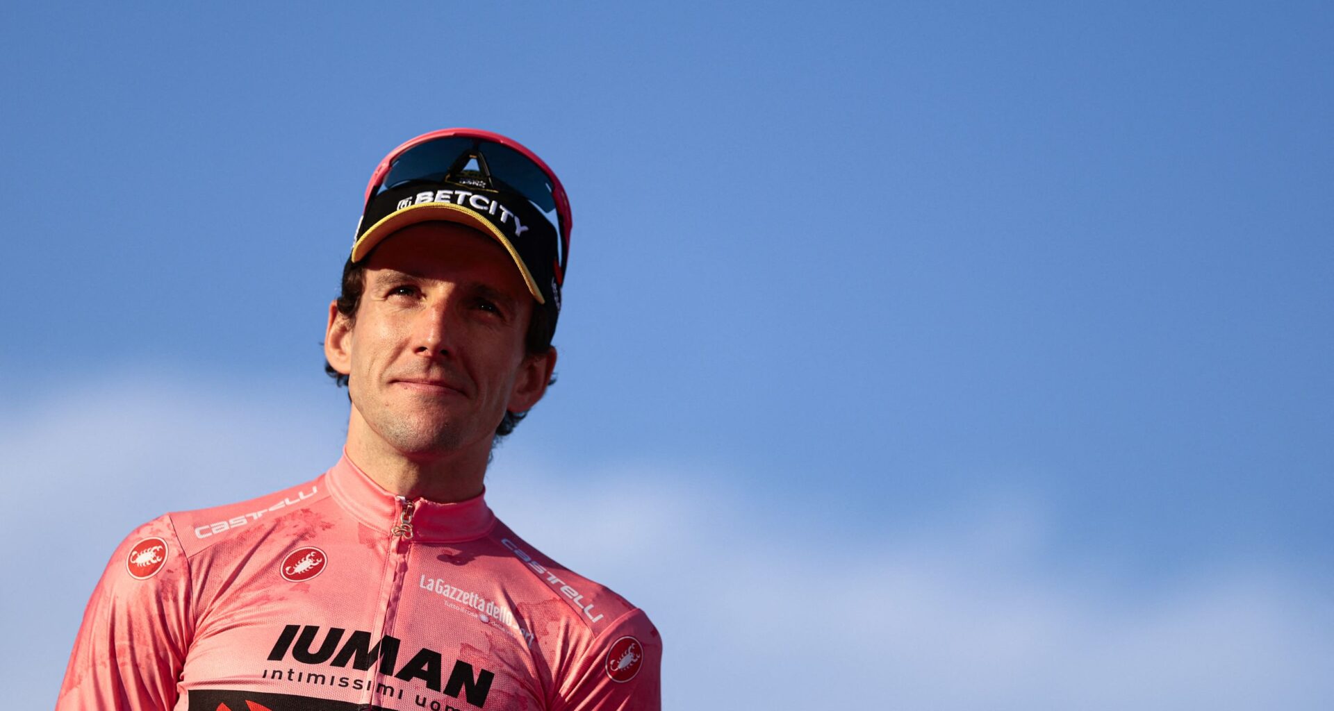'Not on our bingo card before Christmas' – How Simon Yates' shock early retirement played out for management and teammates at Visma-Lease a Bike