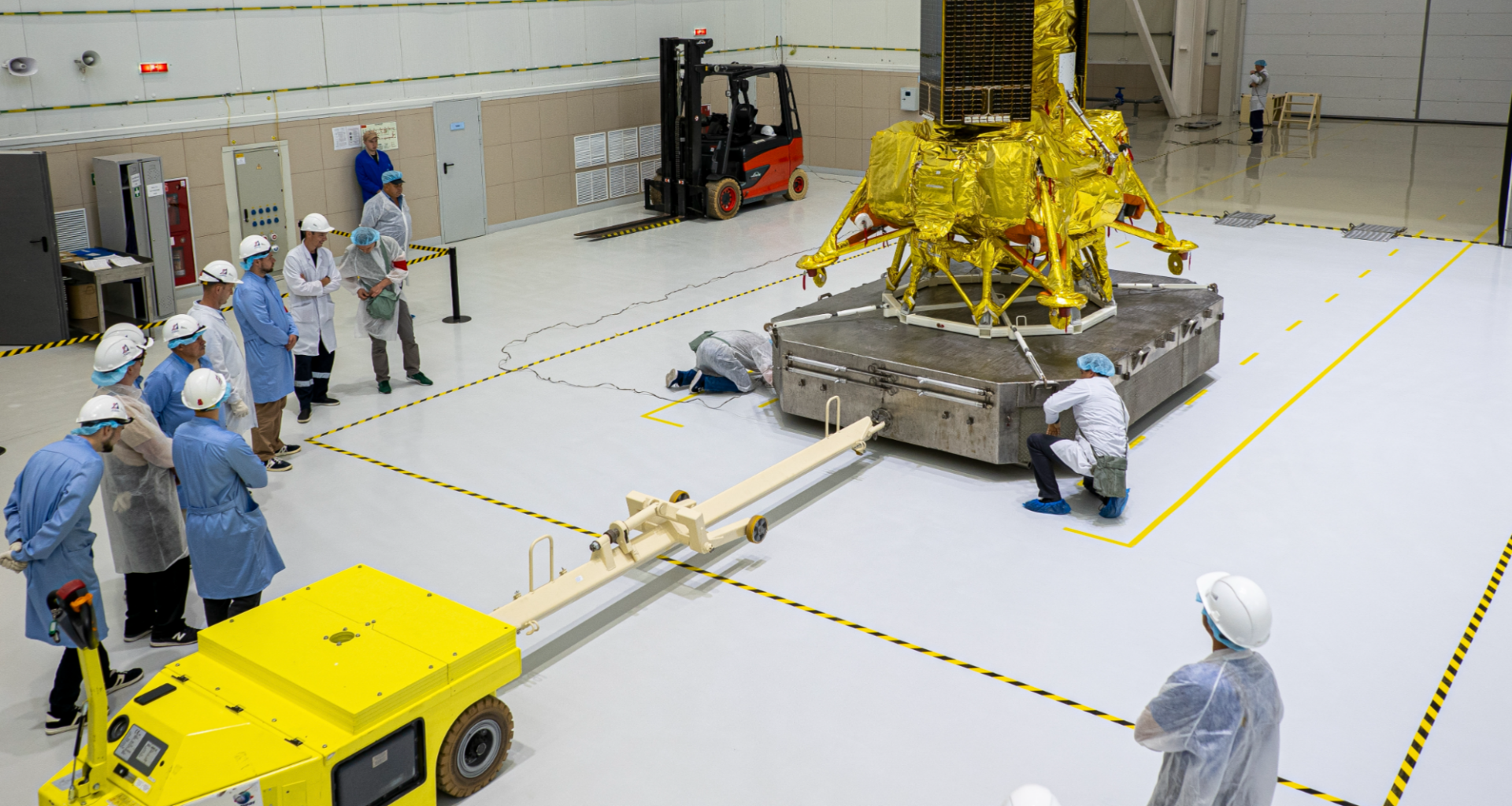 Russia to launch 3 modules for lunar nuclear power station by 2035