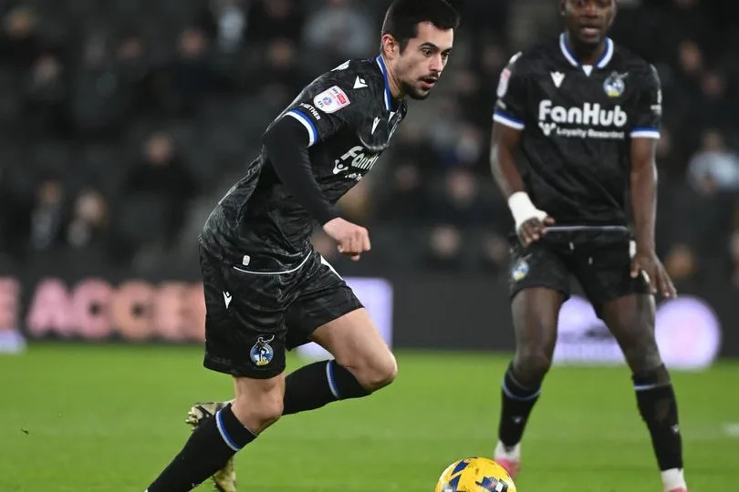 Ryan de Havilland in action for Bristol Rovers at MK Dons