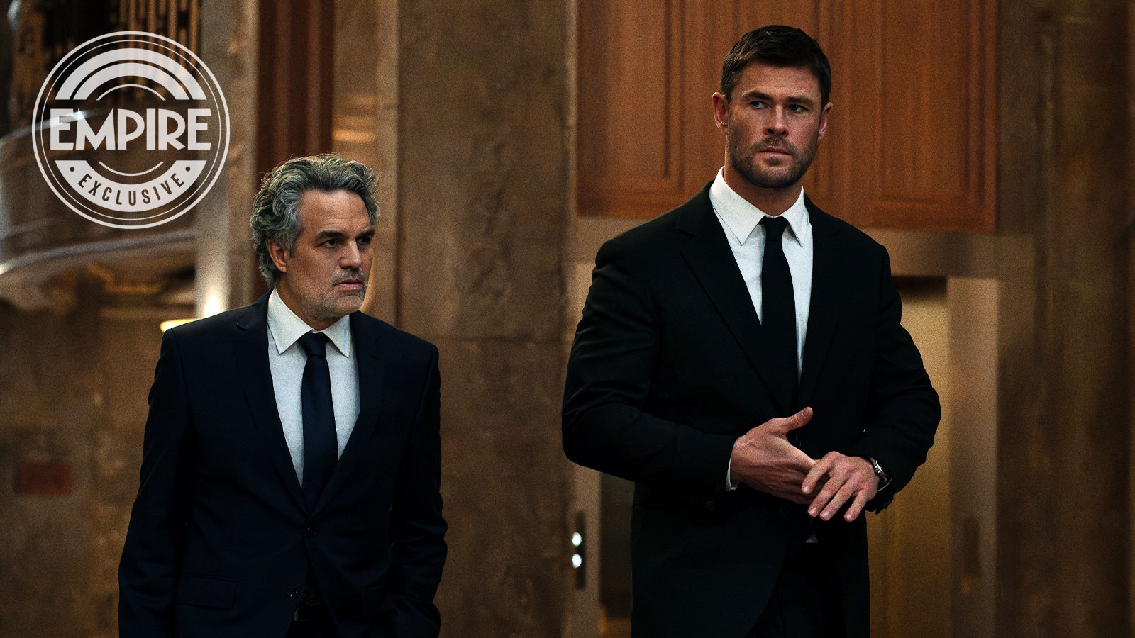 Crime 101 Is Chris Hemsworth And Mark Ruffalo's Ragnarok Reunion