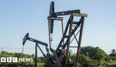 US may seize oil tanker heading for Europe, reports say