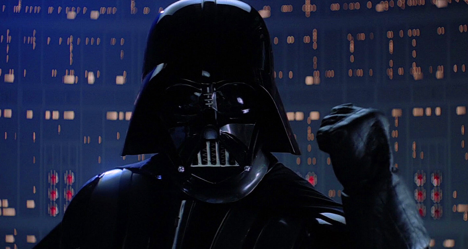 Star Wars: Galaxy’s Edge Defies Canon, Brings Darth Vader to the Sequel Era Theme Park