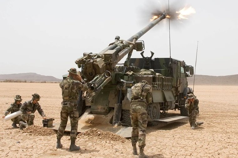 Land forces review: howitzers in the spotlight and Germany spends big to close the year