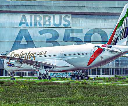 Emirates Airbus A350 engineless custom thumbnail